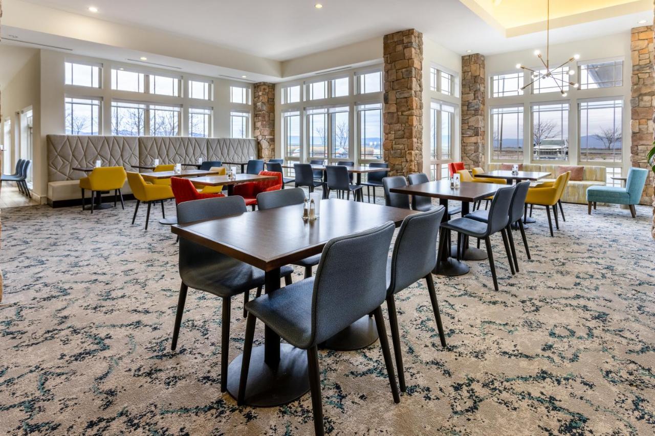 Hilton Garden Inn Roanoke Exterior photo