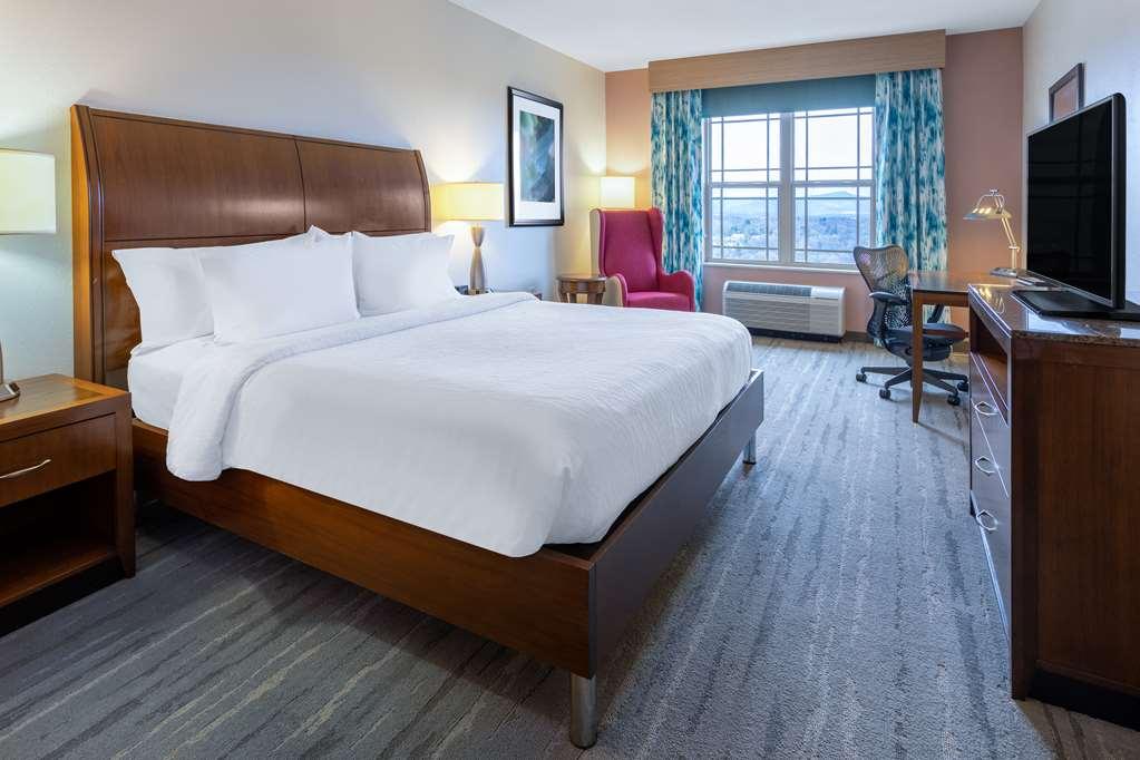 Hilton Garden Inn Roanoke Room photo